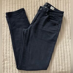 Perfect dark blue jeans for men! Stretch and comfortable